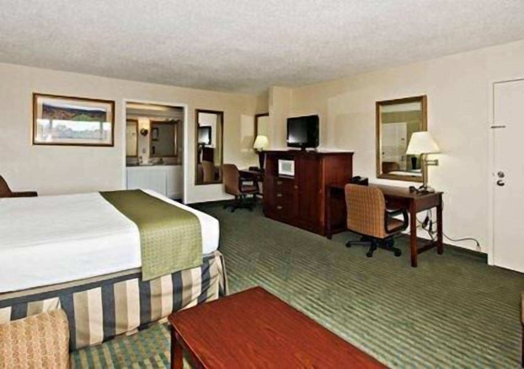 Clarion Inn Fredericksburg Exteriér fotografie