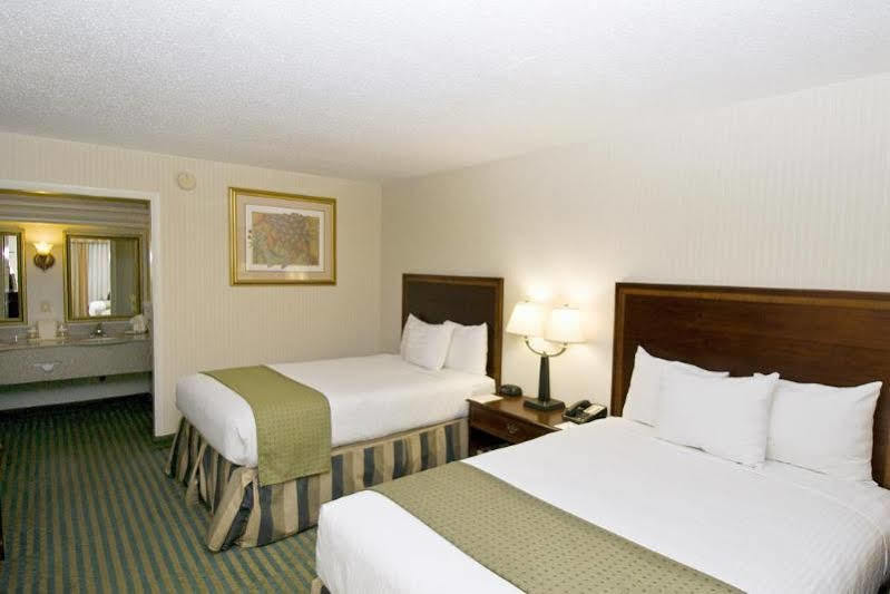 Clarion Inn Fredericksburg Exteriér fotografie